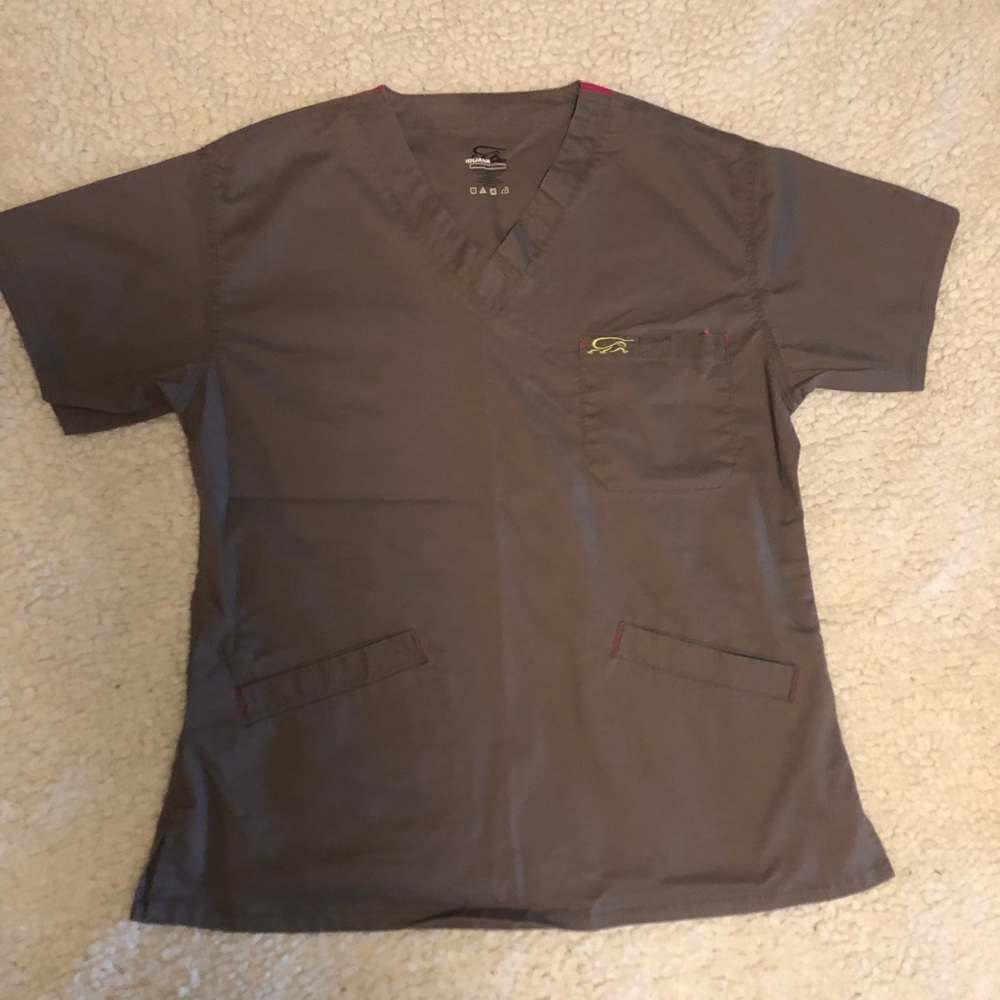 Iguana med women’s Small scrub top